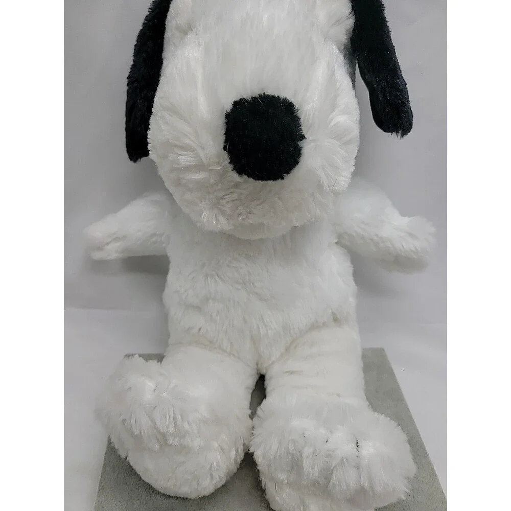 Cedar Fair Peanuts Gang Snoopy Plush 14